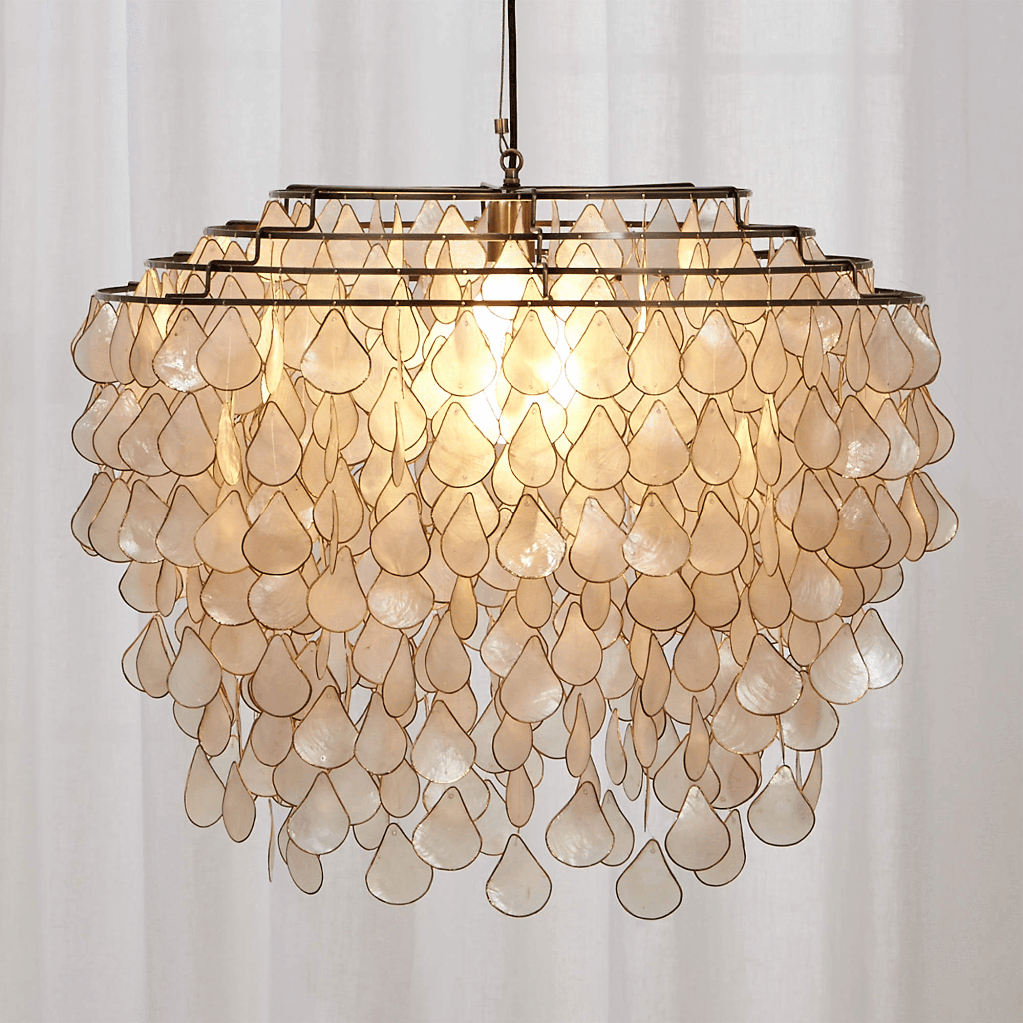 Nordic Retro Shell Pendant Light - Vintage Hanging Lamp for Home Decor